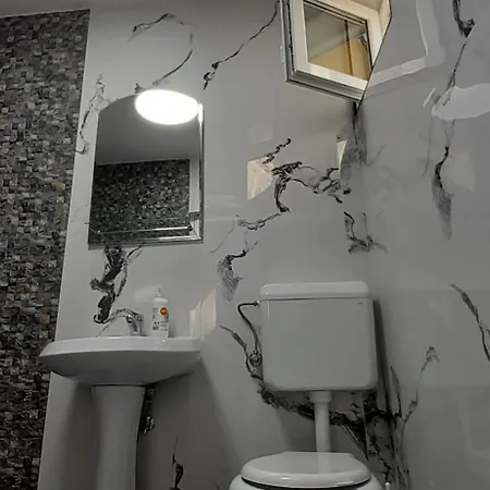 Duo Caffe 게스트하우스 2*