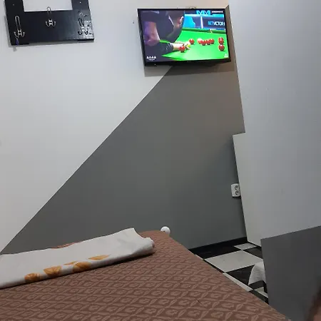 مبيت وإفطار ديو كافي 2* بوخارست