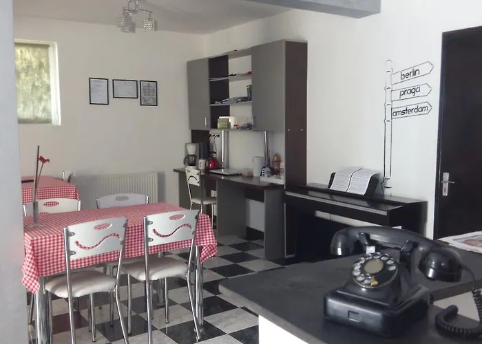 Гостьовий будинок Duo Caffe Бухарест