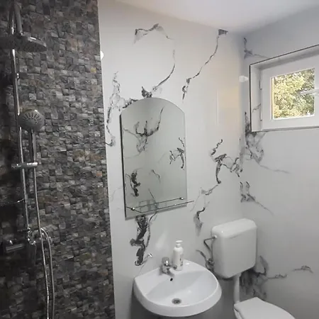 Duo Caffe 2* Bukarest